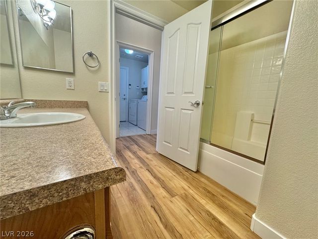 5126 Stone Cove Street, North Las Vegas, NV 89081