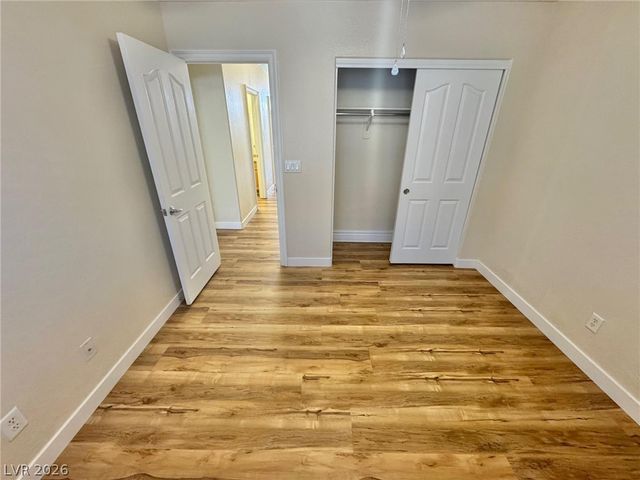 5126 Stone Cove Street, North Las Vegas, NV 89081