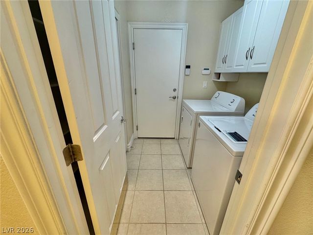 5126 Stone Cove Street, North Las Vegas, NV 89081