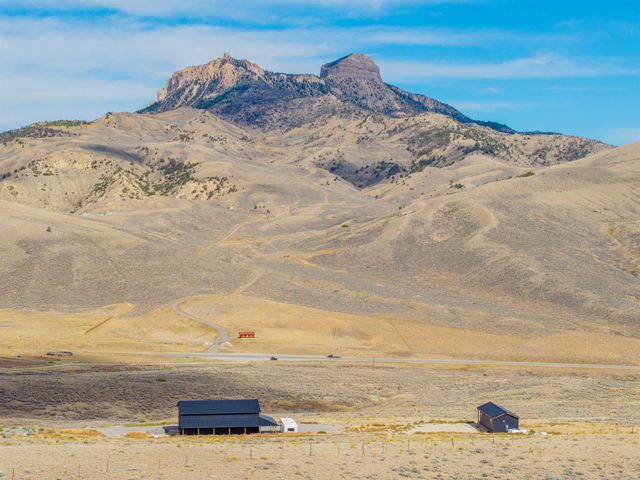 30 Skull Creek Dr, Cody, WY 82414 property photo