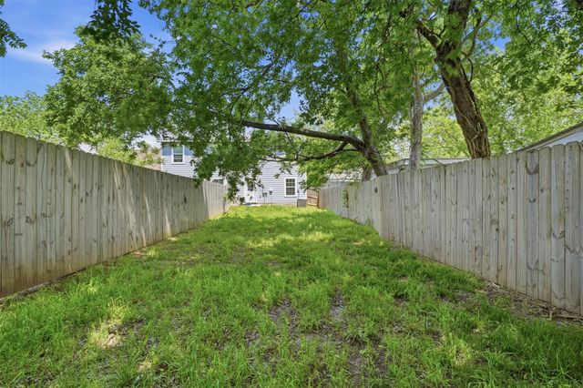 1022 W Shepherd Street 1022, Denison, TX 75020