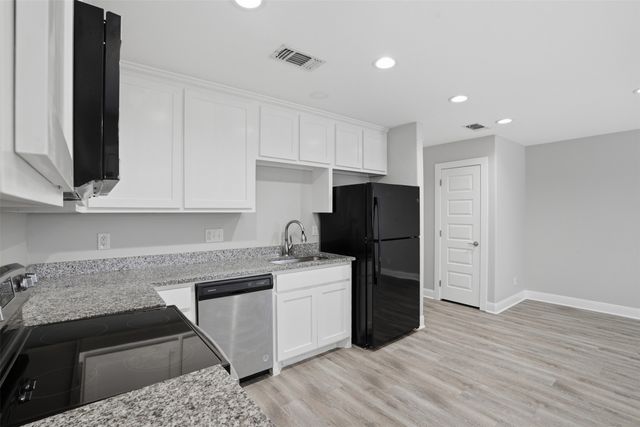 1022 W Shepherd Street 1022, Denison, TX 75020