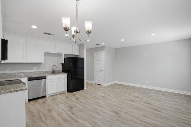 1022 W Shepherd Street 1022, Denison, TX 75020