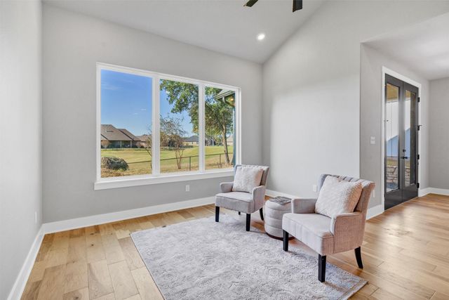 1012 Mustang Trail, Granbury, TX 76049