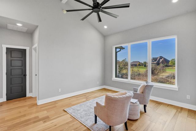 1012 Mustang Trail, Granbury, TX 76049