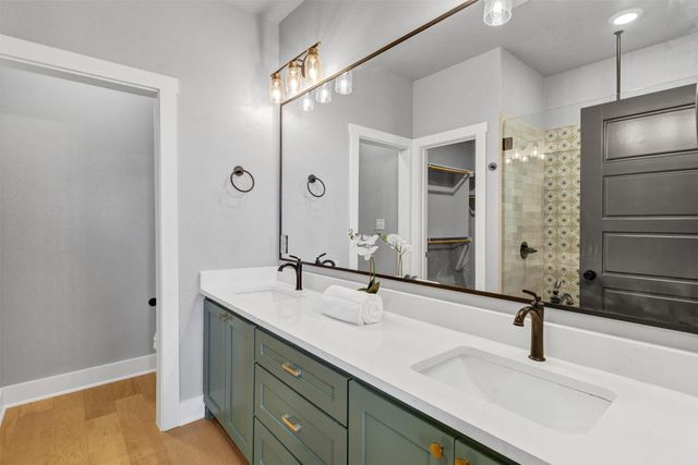 1012 Mustang Trail, Granbury, TX 76049