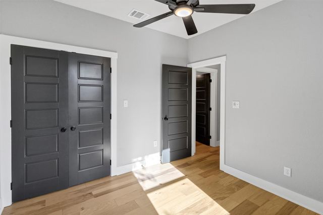 1012 Mustang Trail, Granbury, TX 76049