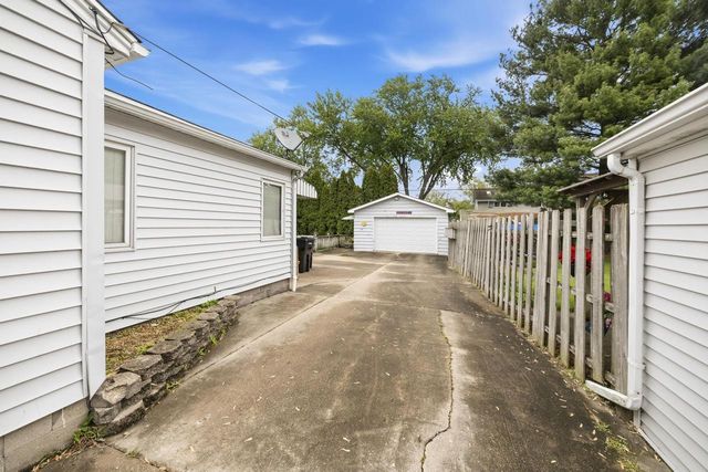 1647 Cleveland Street, Beloit, WI 53511