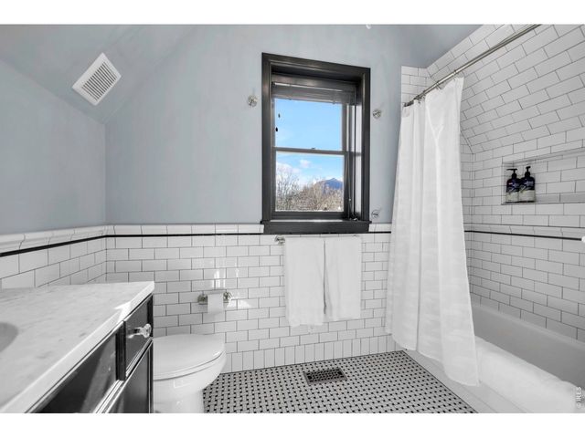 2153 W Grove Cir, Boulder, CO 80302