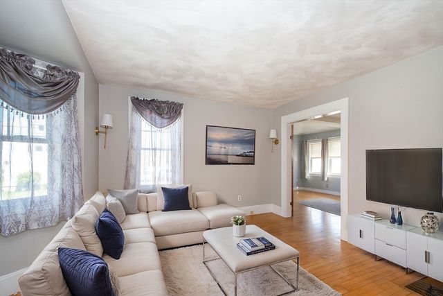 43 Arnold Road, Quincy, MA 02171