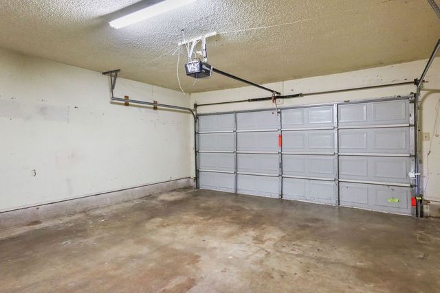 2306 Smokerise Drive, Arlington, TX 76016