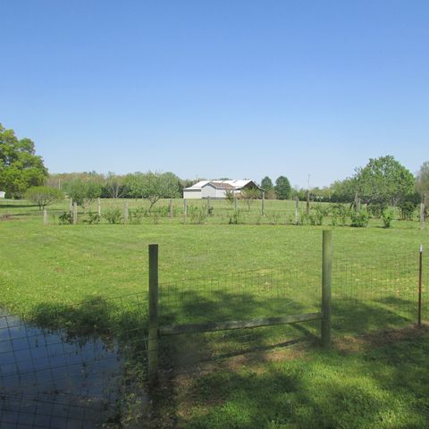 75 Snell Rd, Ethridge, TN 38456