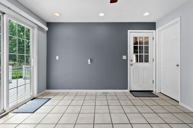 17175 Moorepark Road, Three Rivers, MI 49093