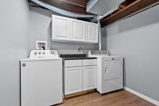 17175 Moorepark Road, Three Rivers, MI 49093
