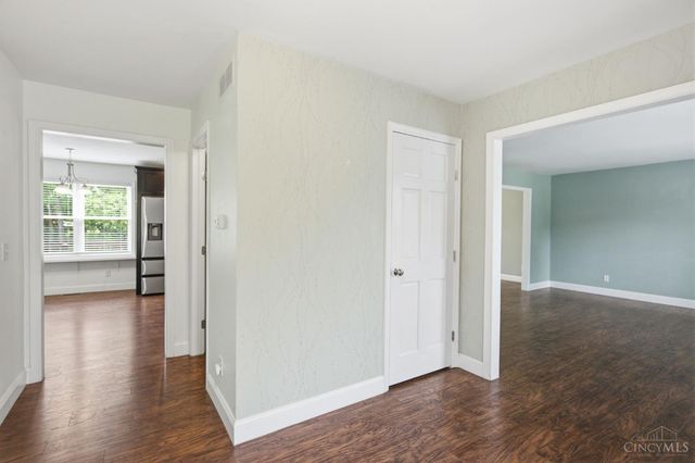 7325 Cannon Court, West Chester, OH 45069