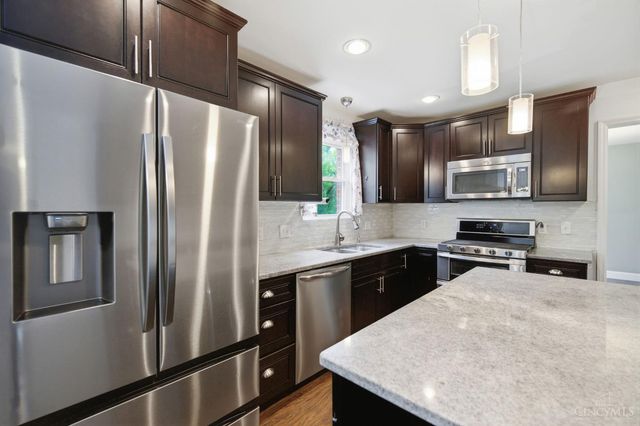 7325 Cannon Court, West Chester, OH 45069