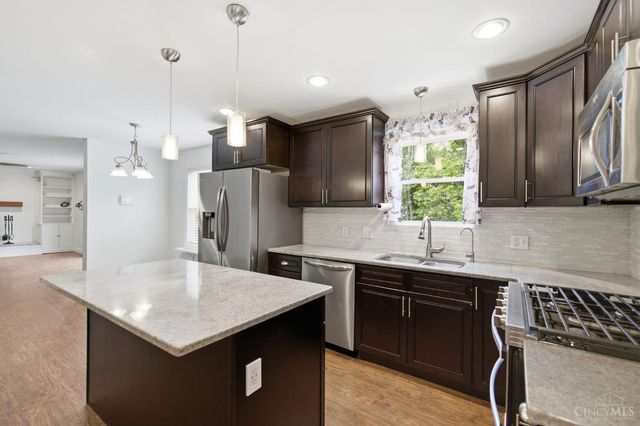 7325 Cannon Court, West Chester, OH 45069