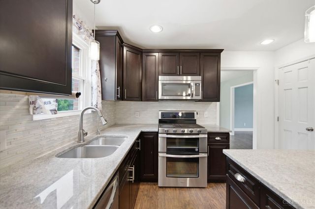 7325 Cannon Court, West Chester, OH 45069