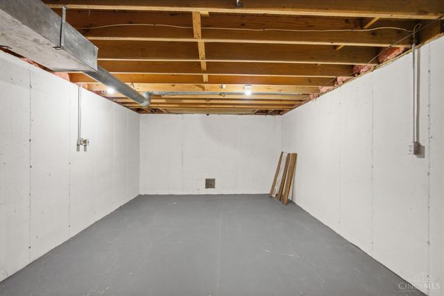 7325 Cannon Court, West Chester, OH 45069