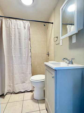 486 Lawson Avenue W, Saint Paul, MN 55117