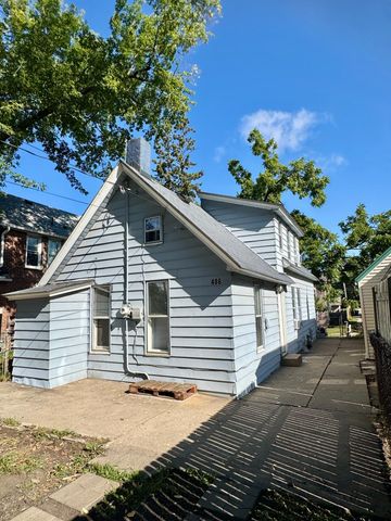 486 Lawson Avenue W, Saint Paul, MN 55117
