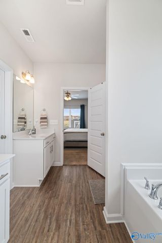 88 Sage Oak Drive, Decatur, AL 35603