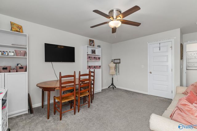 88 Sage Oak Drive, Decatur, AL 35603