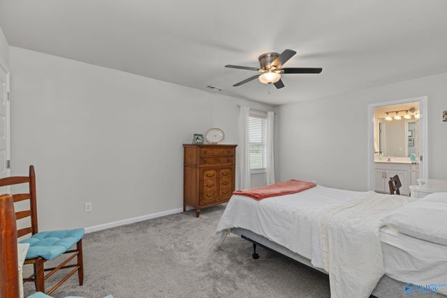 88 Sage Oak Drive, Decatur, AL 35603