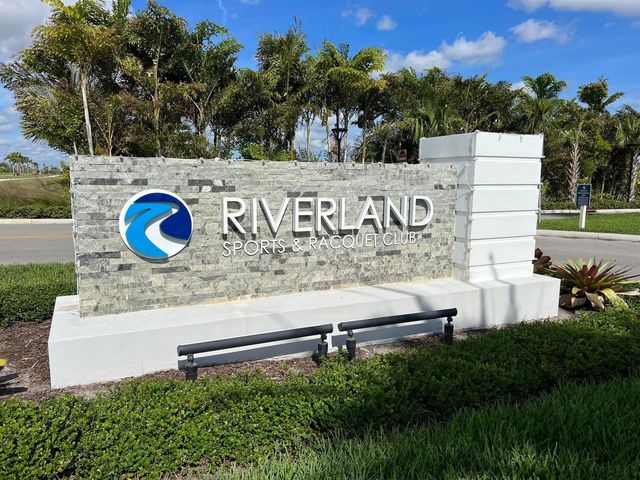 12241 SW Saltwater Drive, Port St. Lucie, FL 34987