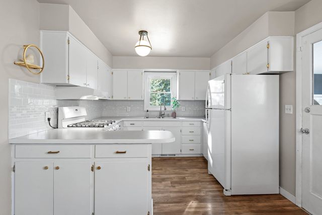 11224 E 18th Ave, Spokane Valley, WA 99206