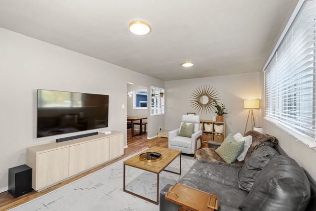 11224 E 18th Ave, Spokane Valley, WA 99206