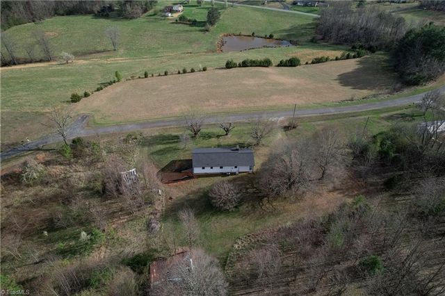 1065 Dallas King Road, Westfield, NC 27053