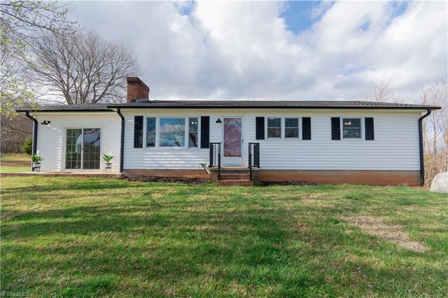 1065 Dallas King Road, Westfield, NC 27053