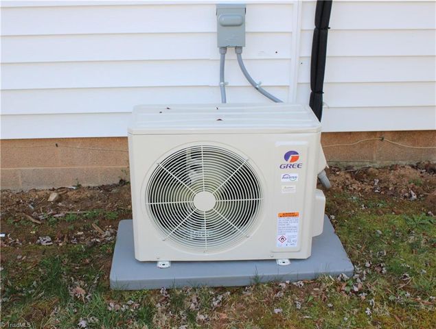 1065 Dallas King Road, Westfield, NC 27053