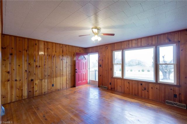 1065 Dallas King Road, Westfield, NC 27053