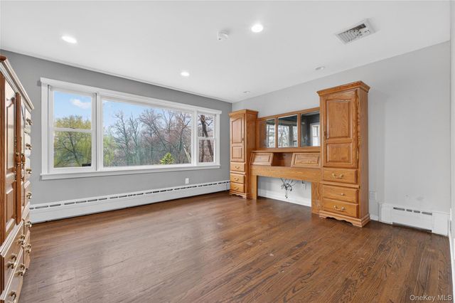 43 Woodbine Drive, Mahopac, NY 10541