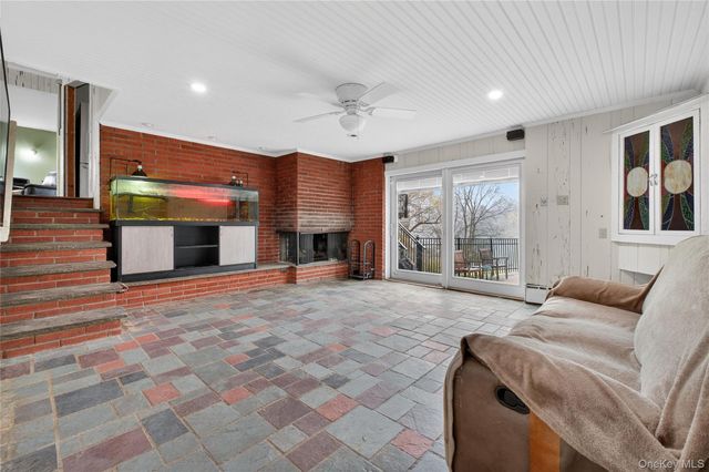 43 Woodbine Drive, Mahopac, NY 10541