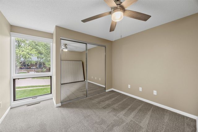 301 N 7th Ave, Iowa City, IA 52245