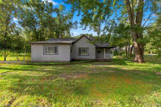 25609 King Road, Brownstown, MI 48174