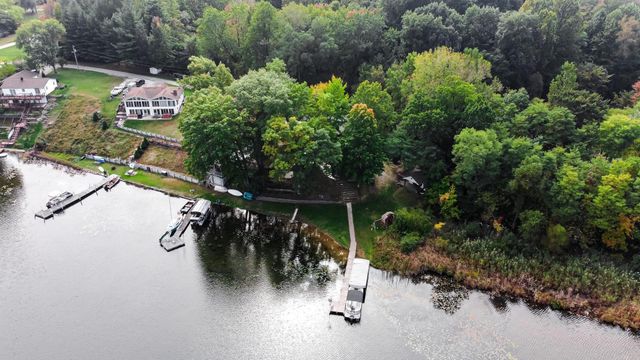 15242 Happy Acres Trail, Plymouth, IN 46563