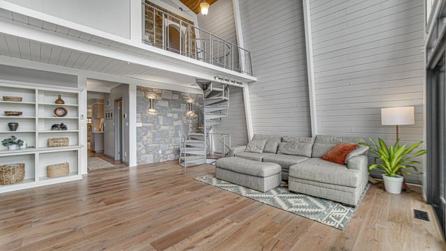 15242 Happy Acres Trail, Plymouth, IN 46563