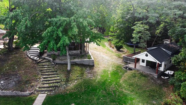 15242 Happy Acres Trail, Plymouth, IN 46563