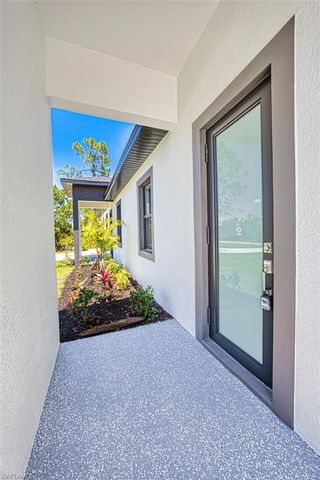 817-819 Eisenhower BLVD, Lehigh Acres, FL 33974