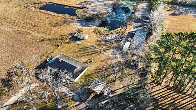 1897 Heritage Rd., Loris, SC 29569