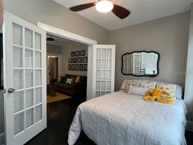 2014 JACKSON STREET N 5, St Petersburg, FL 33704