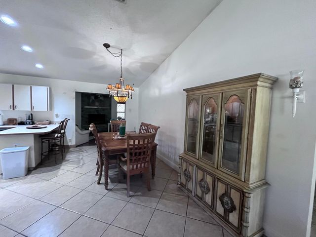 17657 127 Drive N, Jupiter, FL 33478