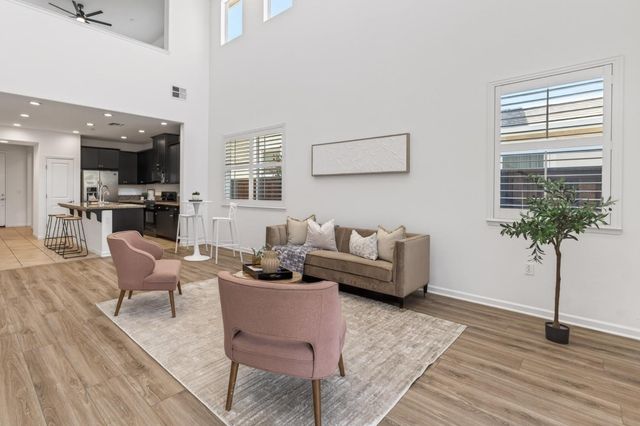 18094 Calaveras Dr, Lathrop, CA 95330