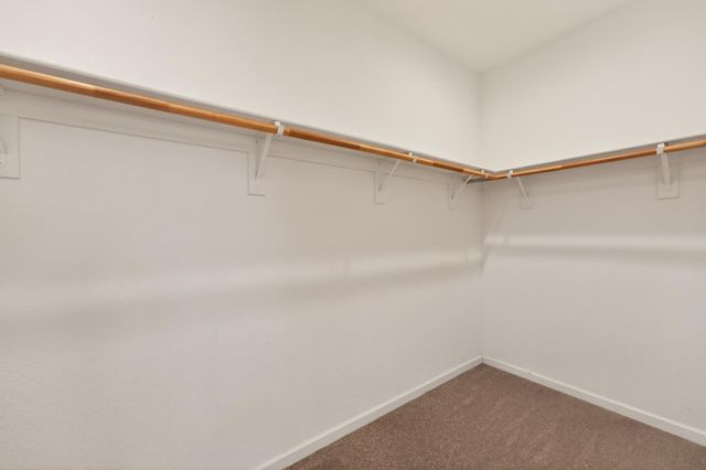 18094 Calaveras Dr, Lathrop, CA 95330