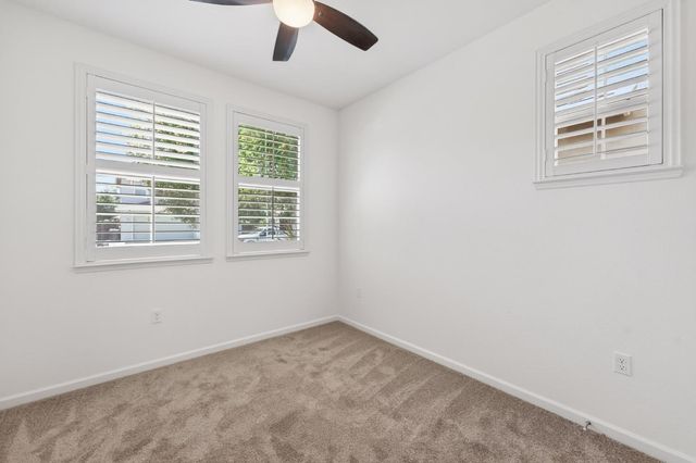 18094 Calaveras Dr, Lathrop, CA 95330
