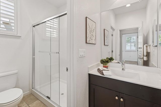 18094 Calaveras Dr, Lathrop, CA 95330